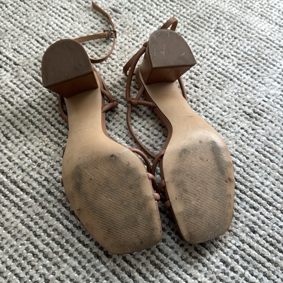 & 0ther Stories Strappy Sandal - size 38/8 - Picture 4 of 4